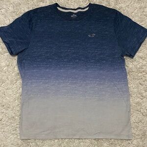 Hollister Mens  size Large  Blue Gradient short sleeve shirt ¥